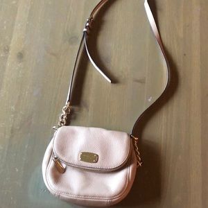 Michael kors nude bag with gold hardware